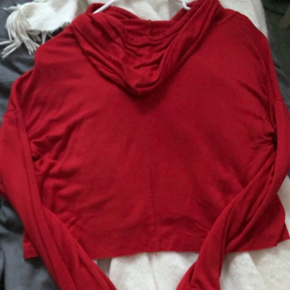 Charlotte Russe cropped sweatshirt - Picture 2 of 3